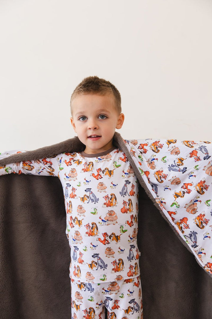 Best of Friends Plush Blanket - scoots