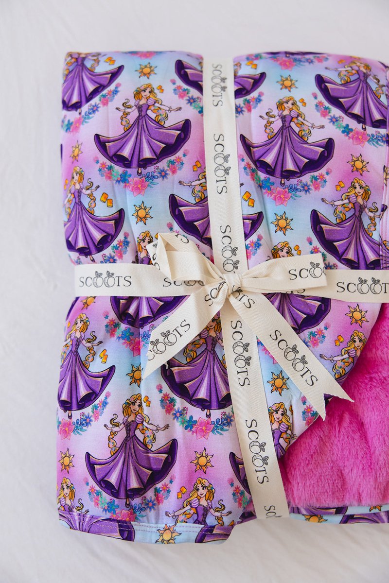 Gleam Plush Blanket - scoots