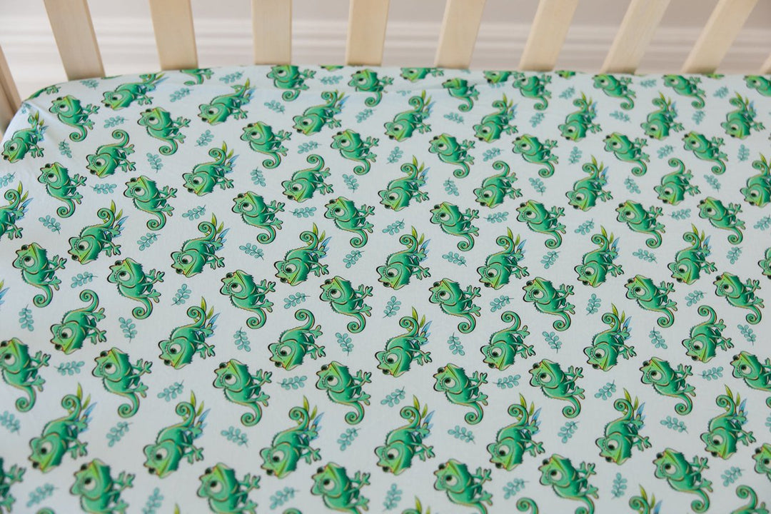 Glow Crib Sheet - scoots