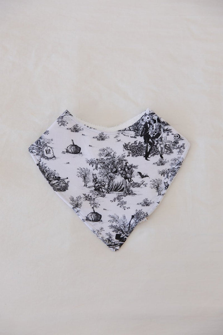 Halloween Town Bib - scoots