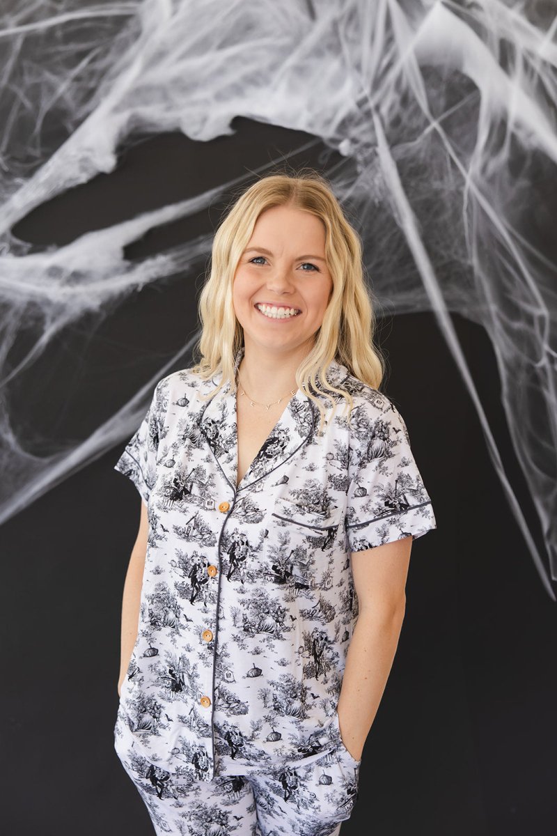 Halloween Town Mama Jammies - scoots