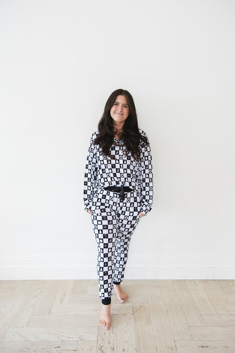 Midnight Mistletoe Women's Pajama Set - scoots