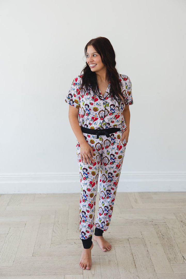 Mirror Mirror Mama Jammies - scoots