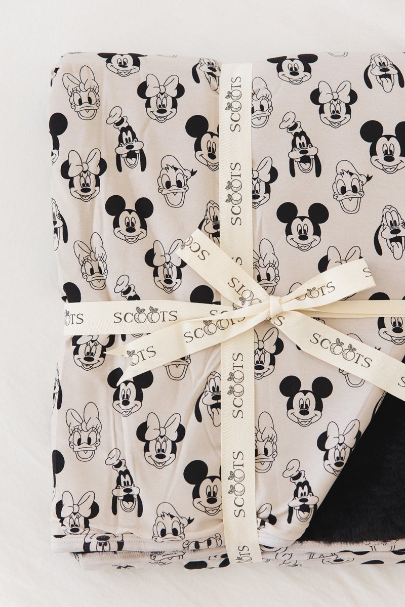 Mouse Mates Plush Blanket - scoots