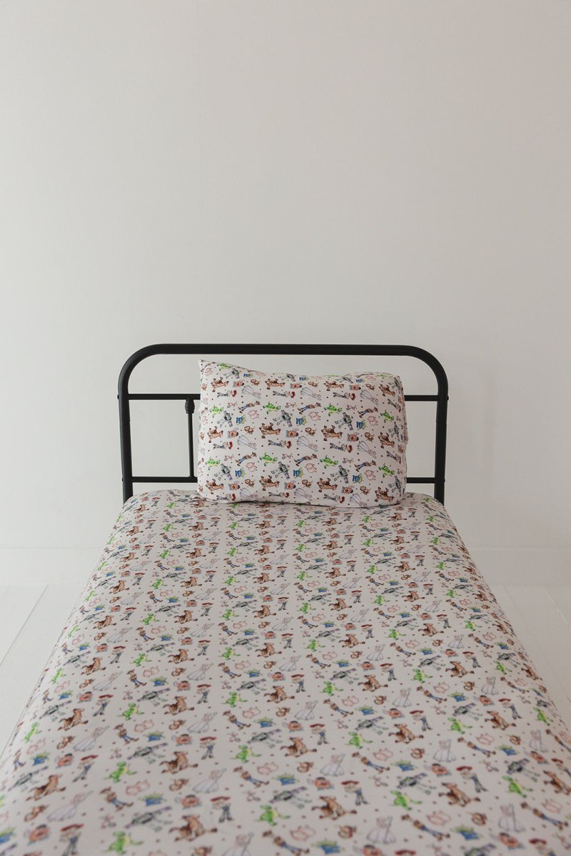 Round Up Twin Sheet + Pillowcase - scoots