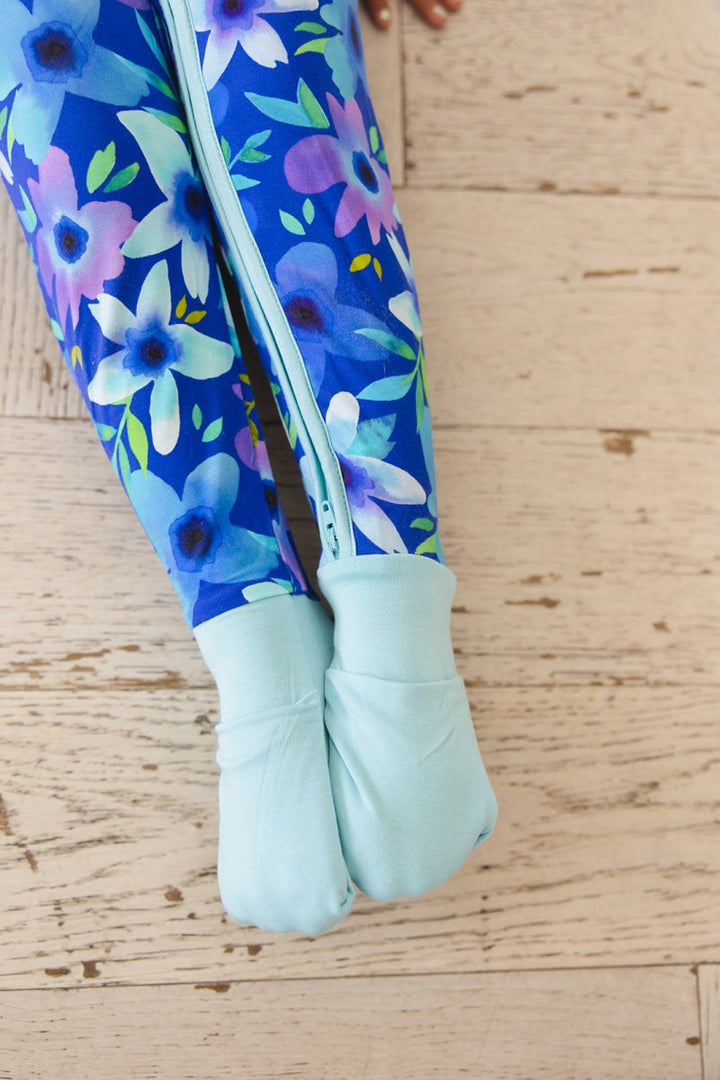 Violets are Blue Zippy - scoots