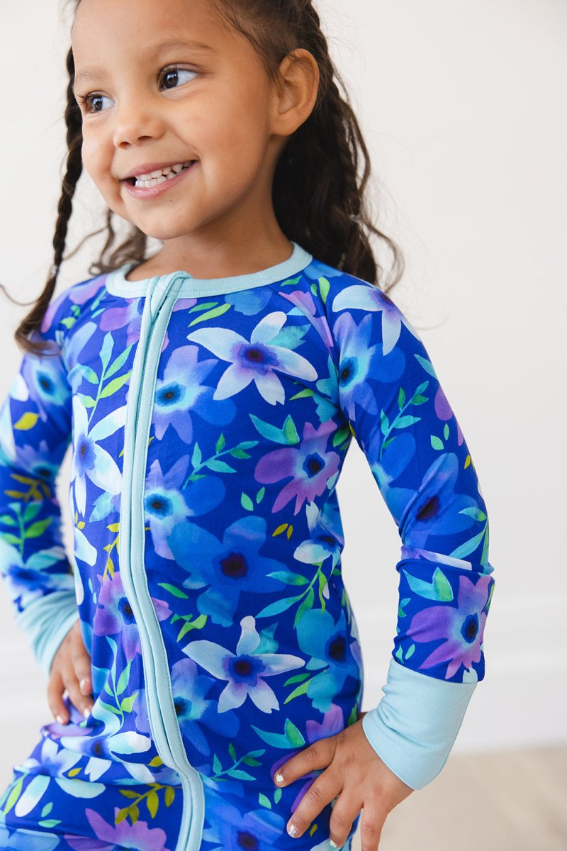 Violets are Blue Zippy - scoots