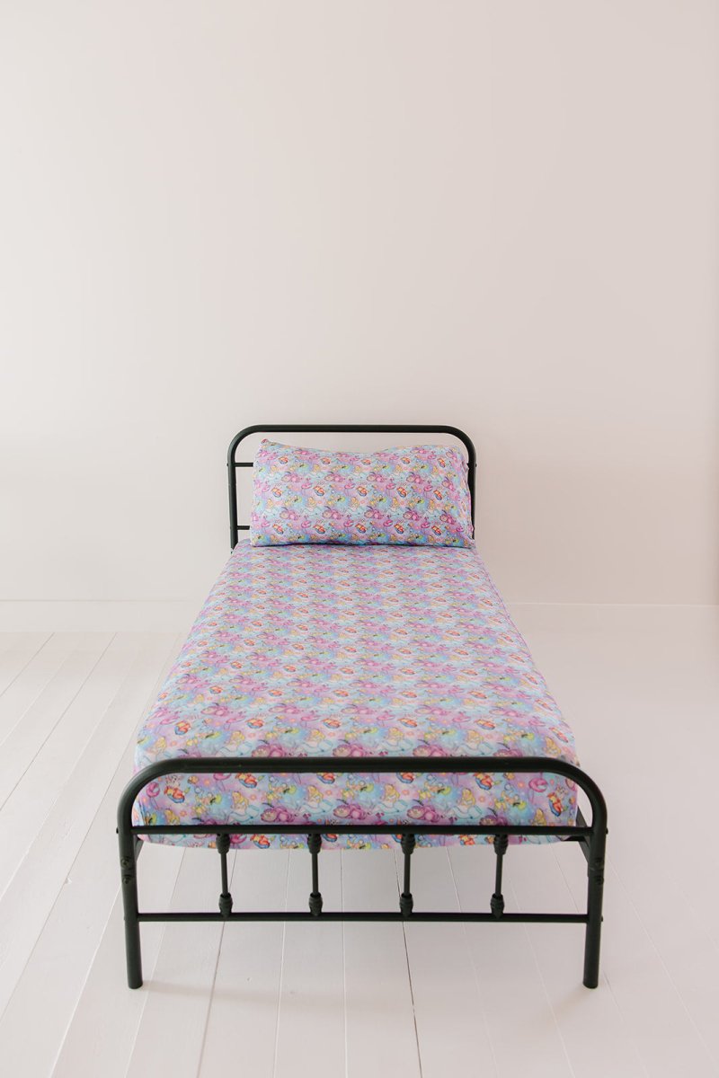 Wonderland Twin Sheet + Pillowcase - scoots