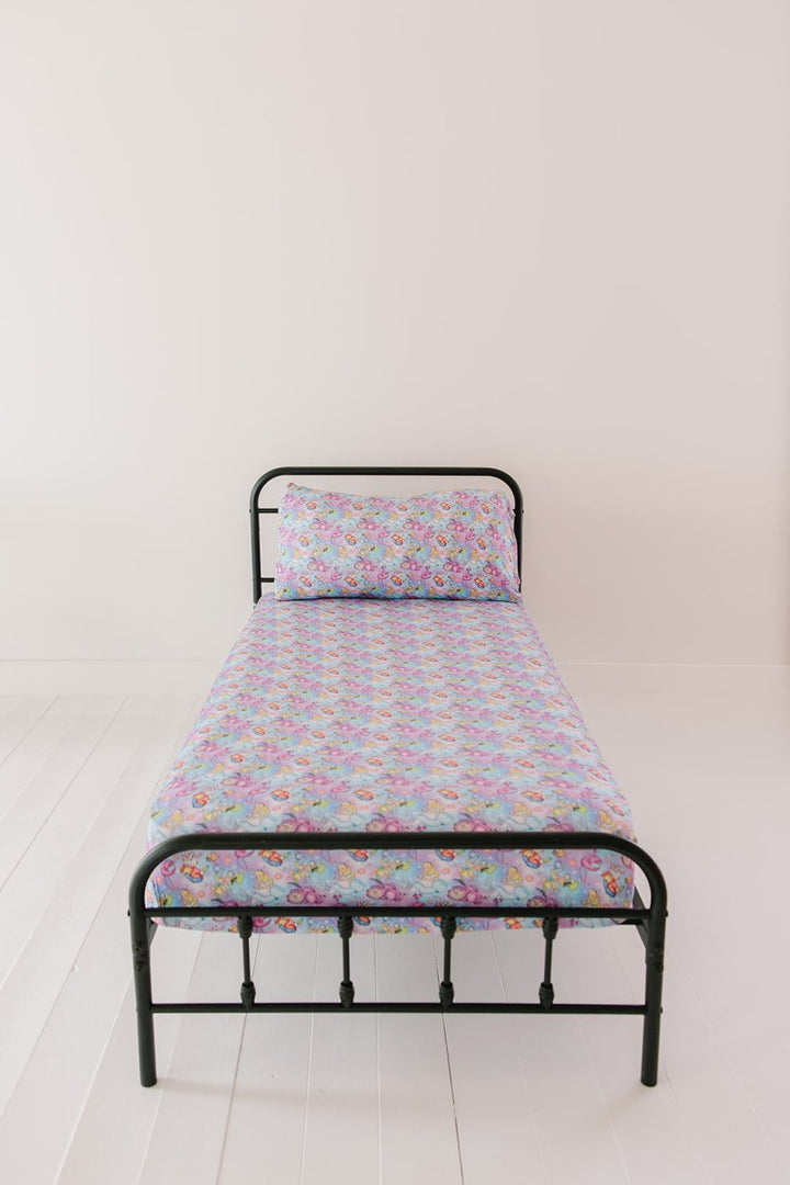 Wonderland Twin Sheet + Pillowcase - scoots