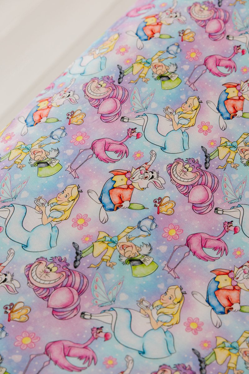 Wonderland Twin Sheet + Pillowcase - scoots