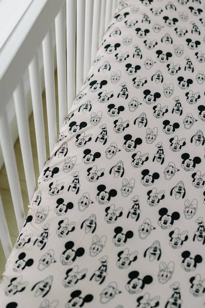 Mouse Mates Crib Sheet - scoots
