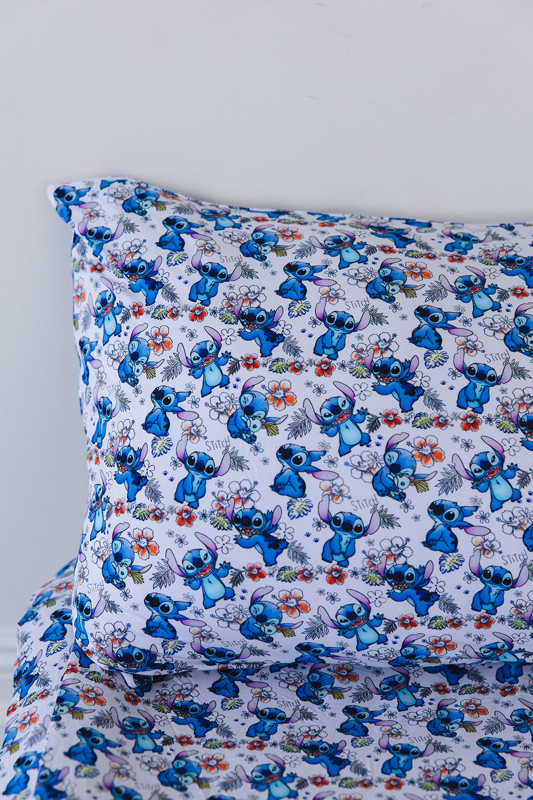 Aloha Twin Sheet + Pillowcase