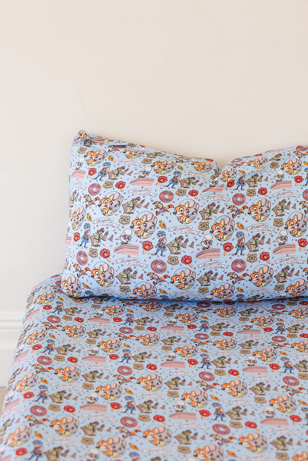 Carrots Twin Sheet + Pillowcase