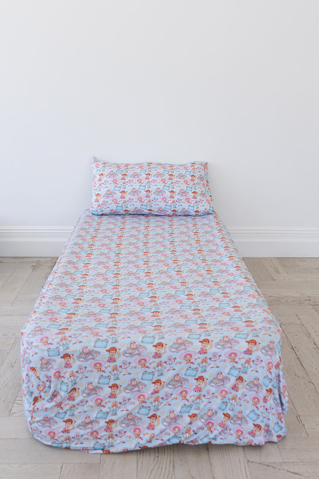 Bonnie's Room Twin Sheet + Pillowcase