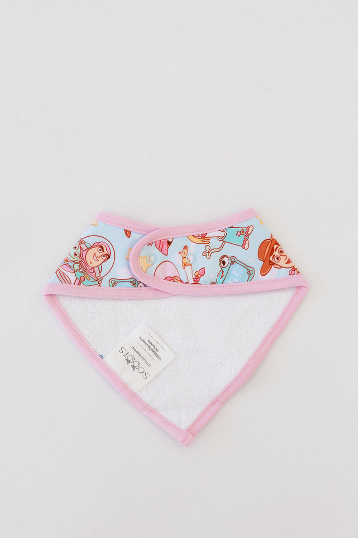 Bonnie's Room Bib