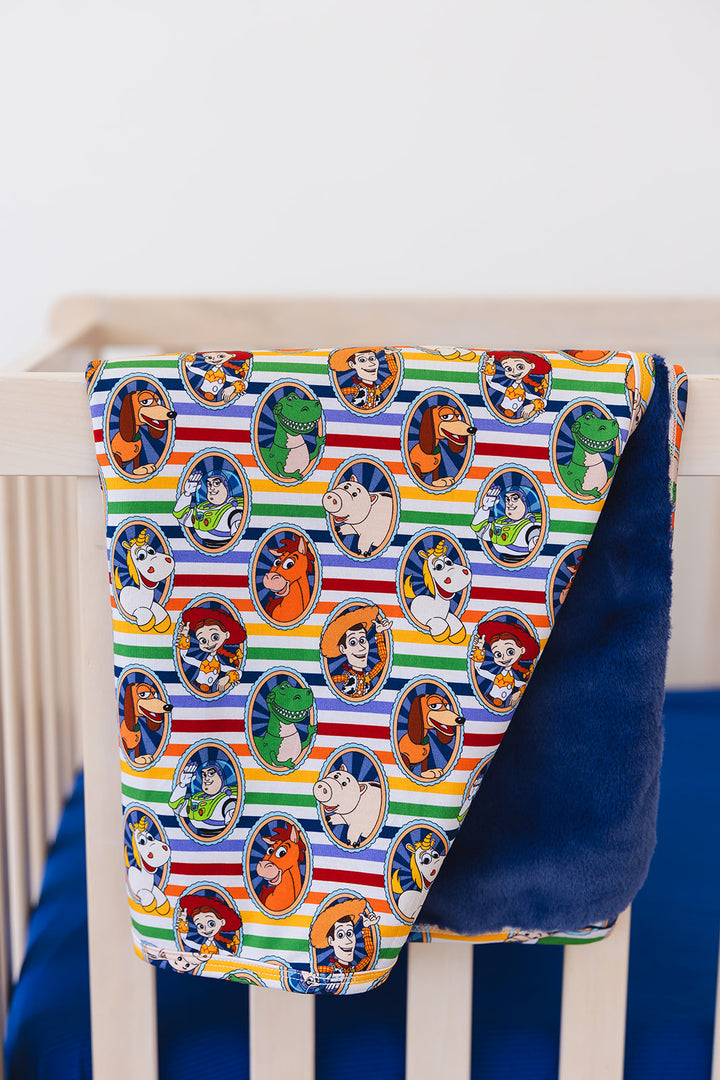 Mania! Plush Blanket