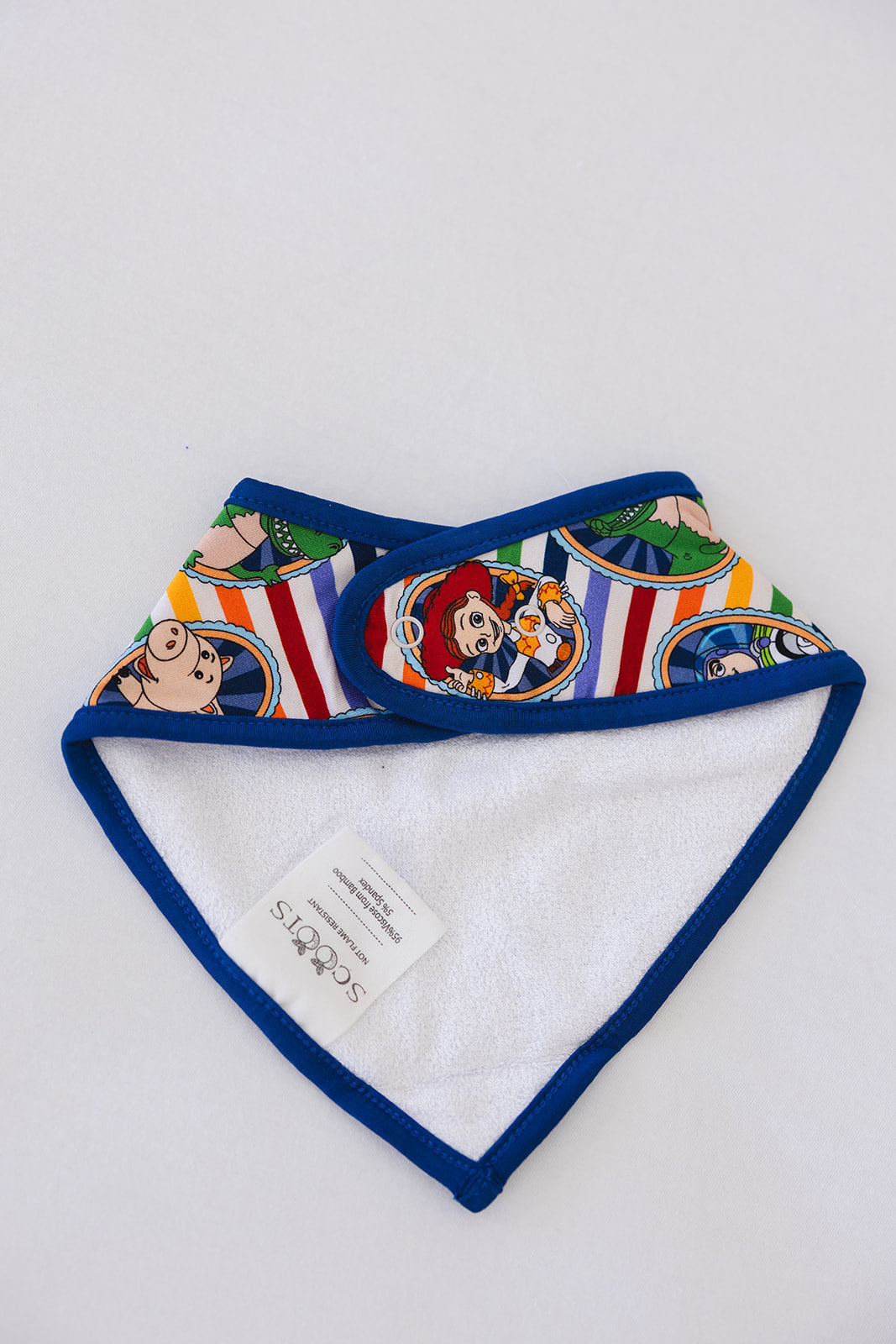 Mania! Bib