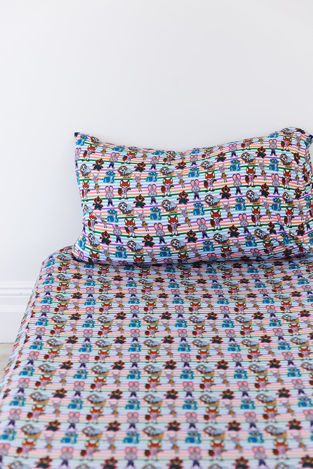 Zoo Twin Sheet + Pillowcase