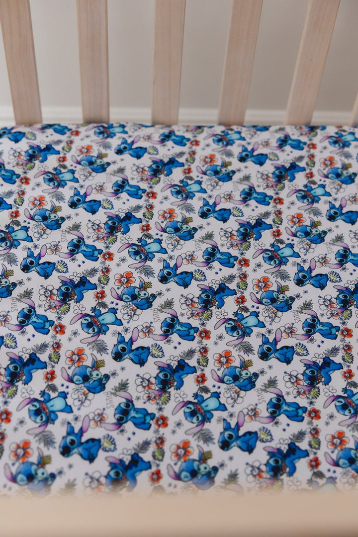 Aloha Crib Sheet - scoots