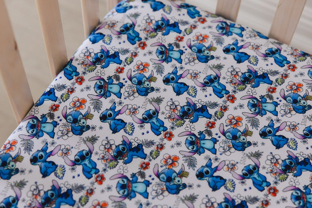 Aloha Crib Sheet - scoots