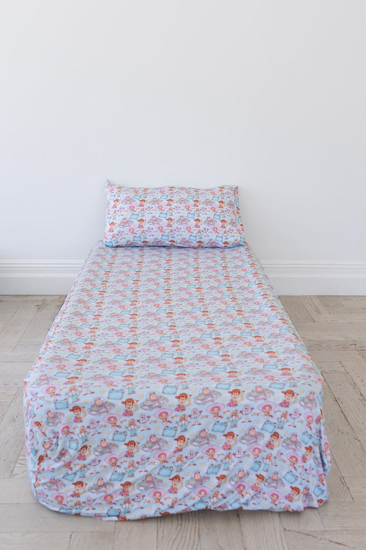 Bonnie's Room Twin Sheet + Pillowcase - scoots
