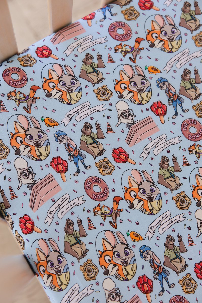 Carrots Crib Sheet - scoots