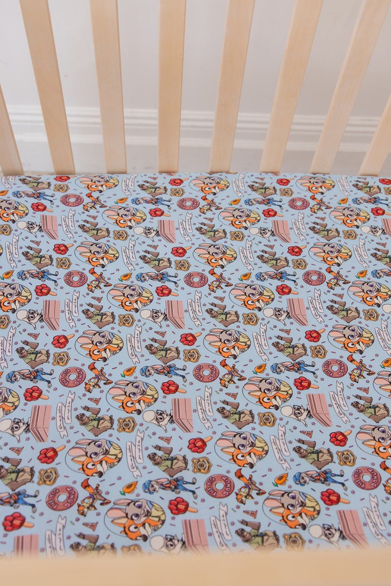 Carrots Crib Sheet - scoots