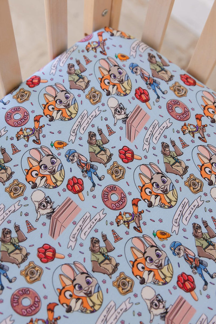 Carrots Crib Sheet - scoots