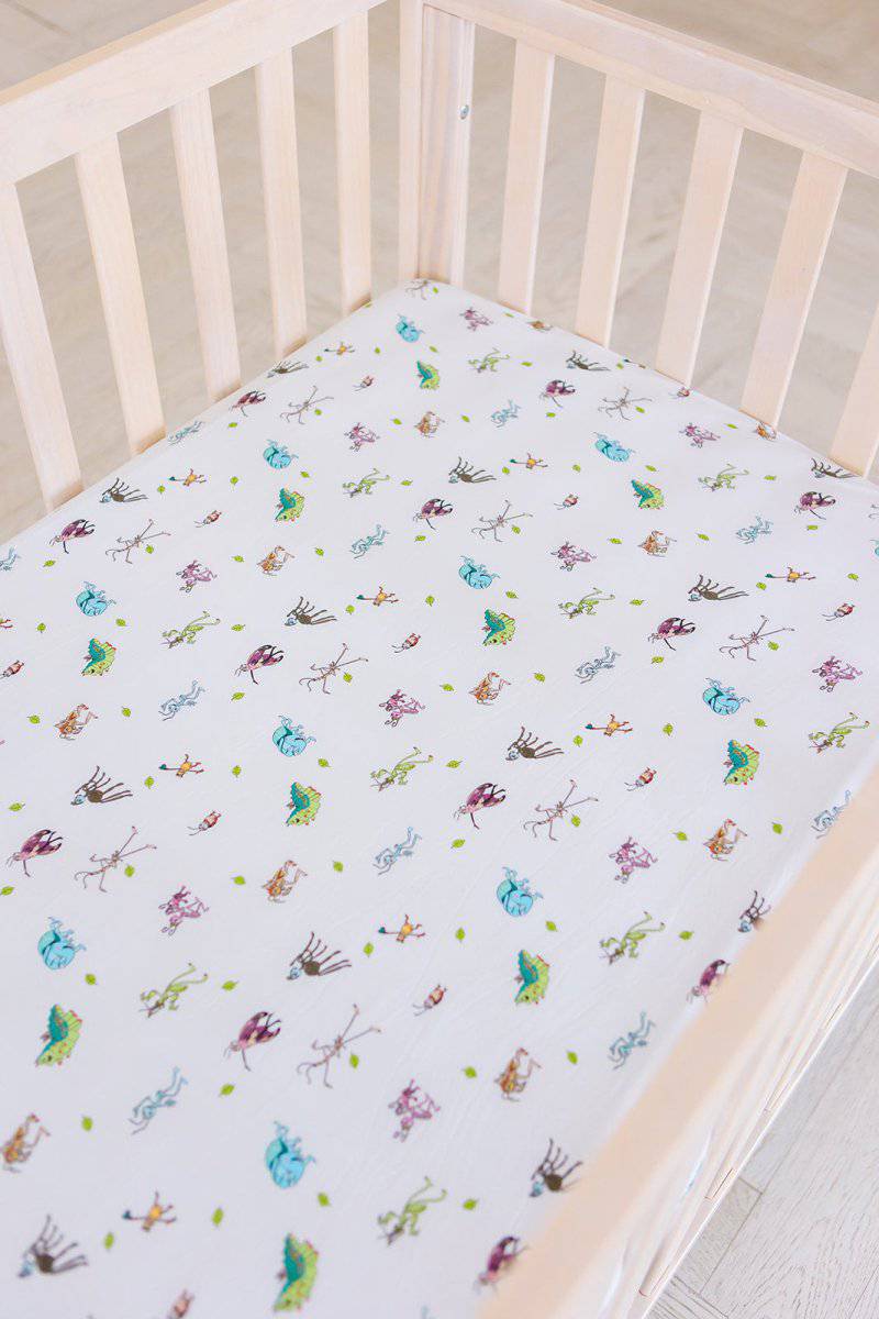 Flik & Friends Crib Sheet - scoots