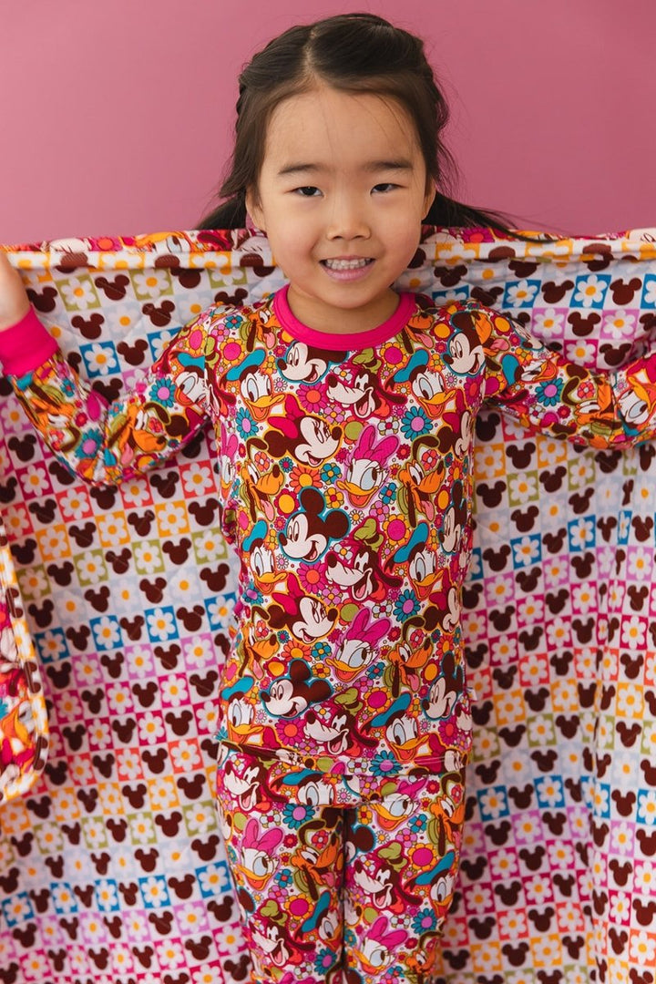 Flower Power Quilted Blanket - scoots
