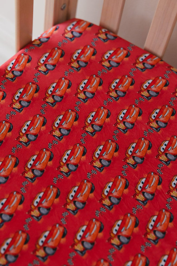 I Am Speed Crib Sheet - scoots