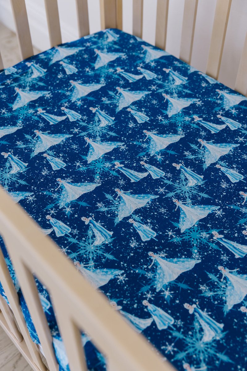 Ice Queen Crib Sheet - scoots