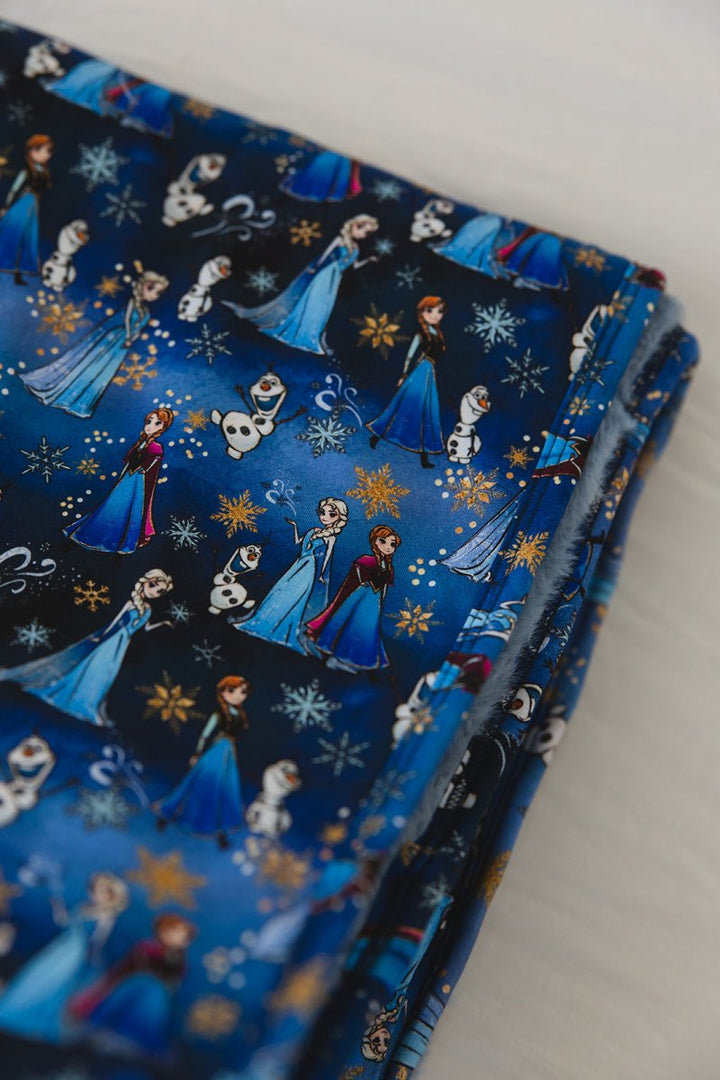 Ice Sisters Plush Blanket - scoots