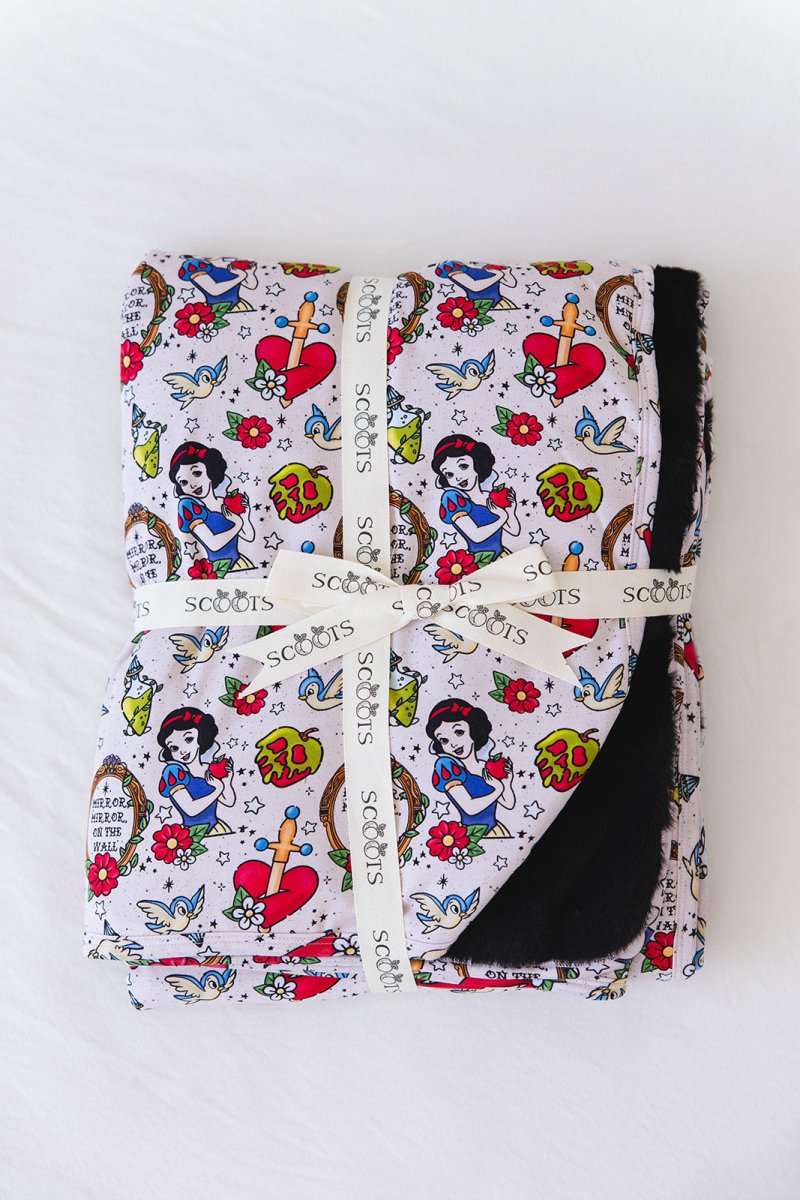 Mirror Mirror Plush Blanket - scoots