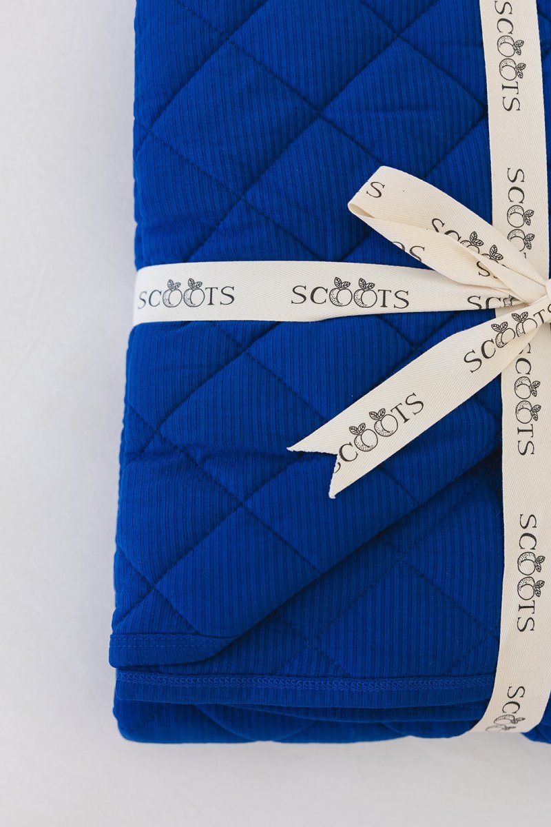 Navy Ribbed Quilted Blanket - scoots