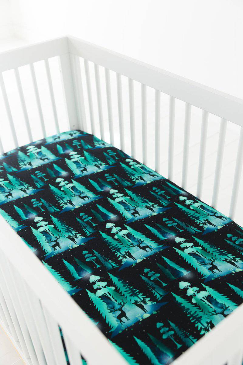 Northern Lights Crib Sheet - scoots