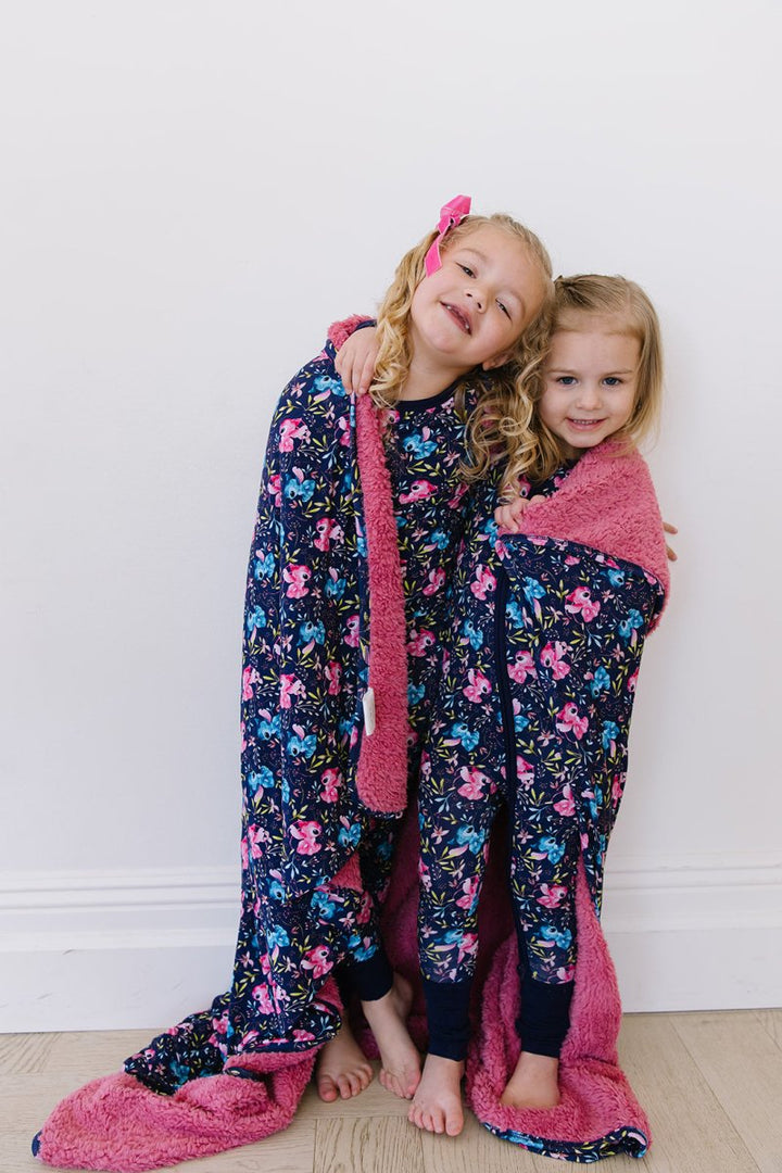 Ohana Plush Blanket (Toddler) - scoots