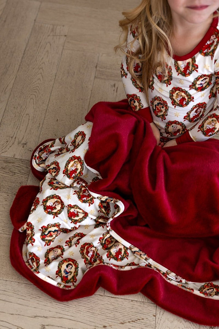 Peppermint Princess Plush Blanket - scoots