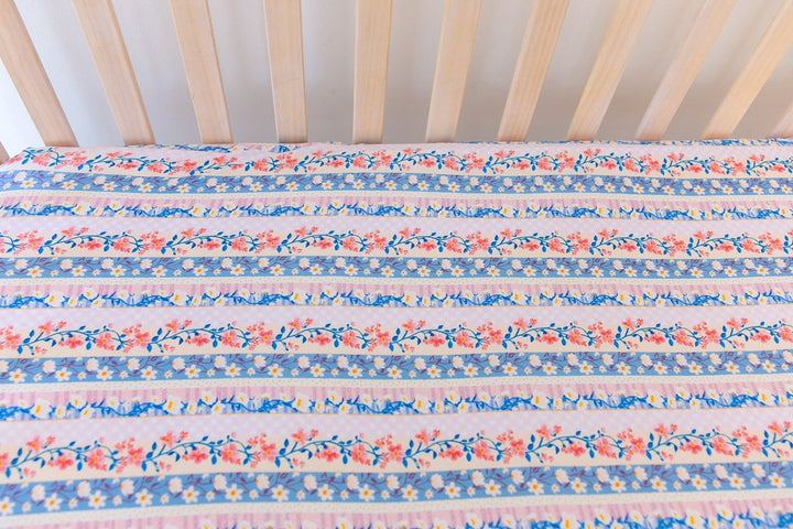 Posy Crib Sheet - scoots