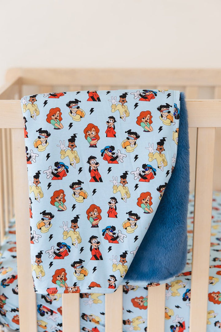 Powerline Plush Blanket - scoots