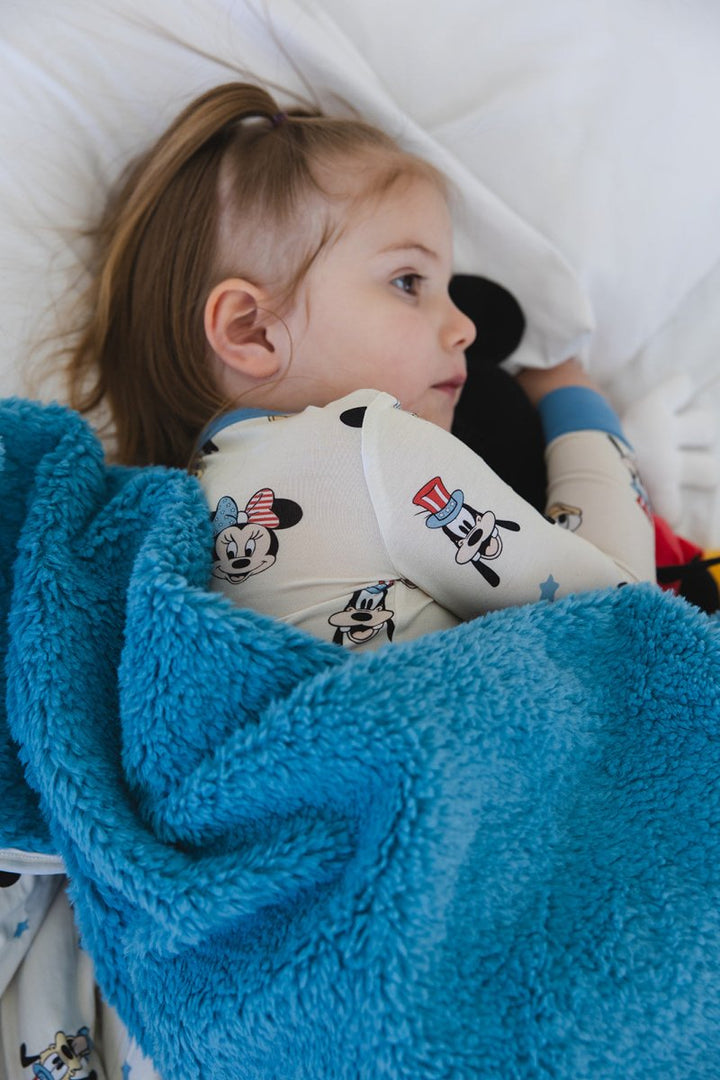 Red White & Blue Crew Plush Blanket - scoots