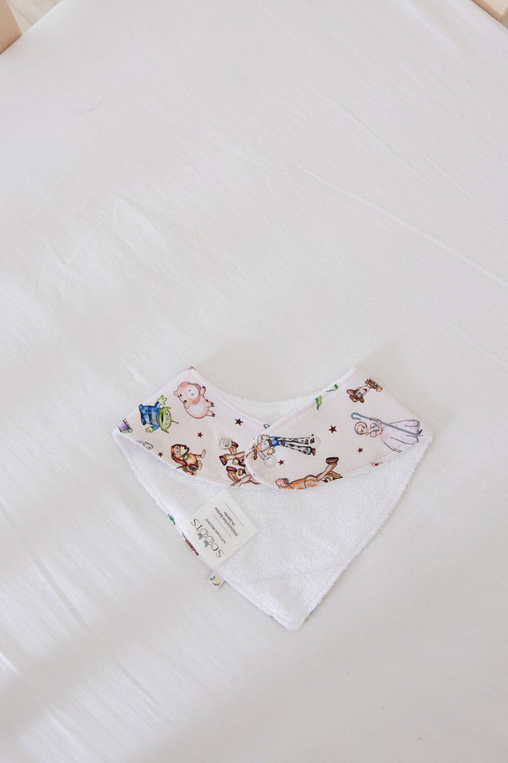 Round Up Bib - scoots