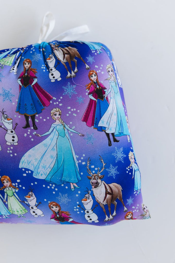 Show Yourself Twin Sheet + Pillowcase - scoots