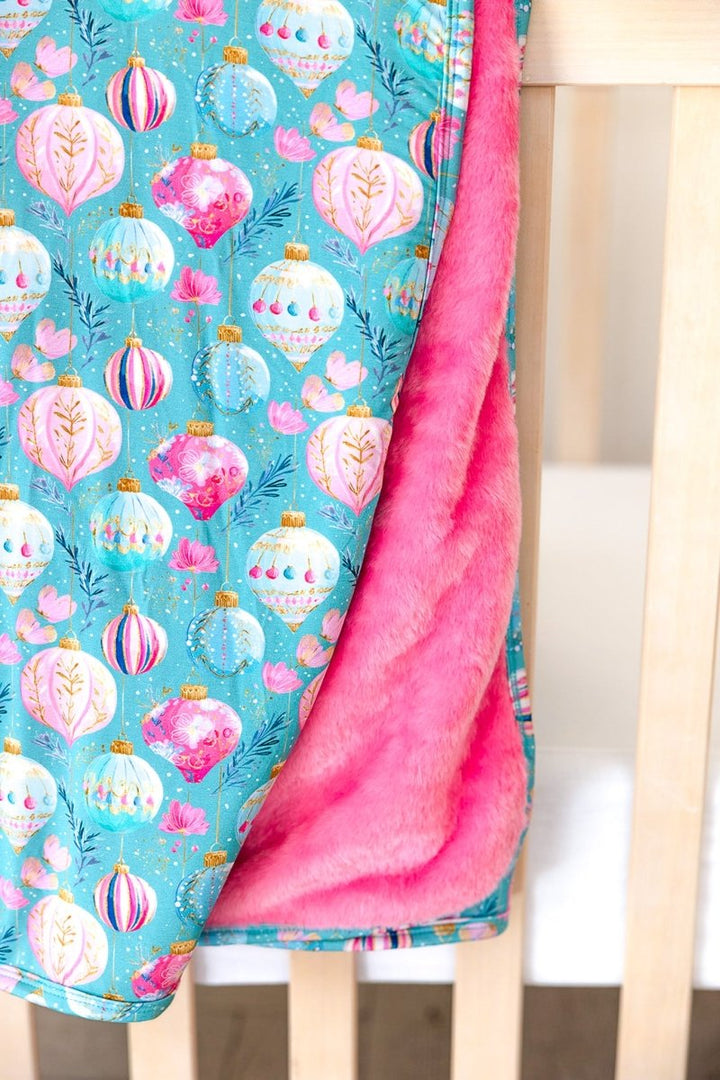 Sugarplum Plush Blanket - scoots