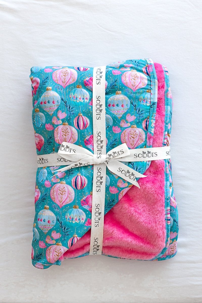 Sugarplum Plush Blanket - scoots