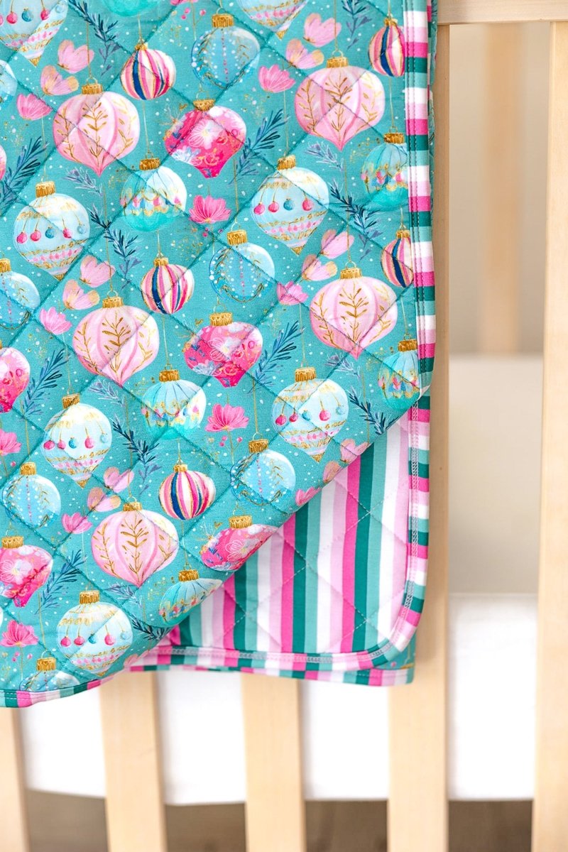 Sugarplum Quilted Blanket - scoots