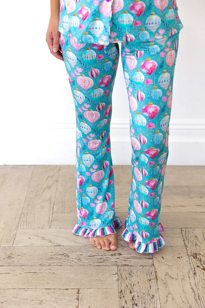 Sugarplum Women's Pajama Set - scoots