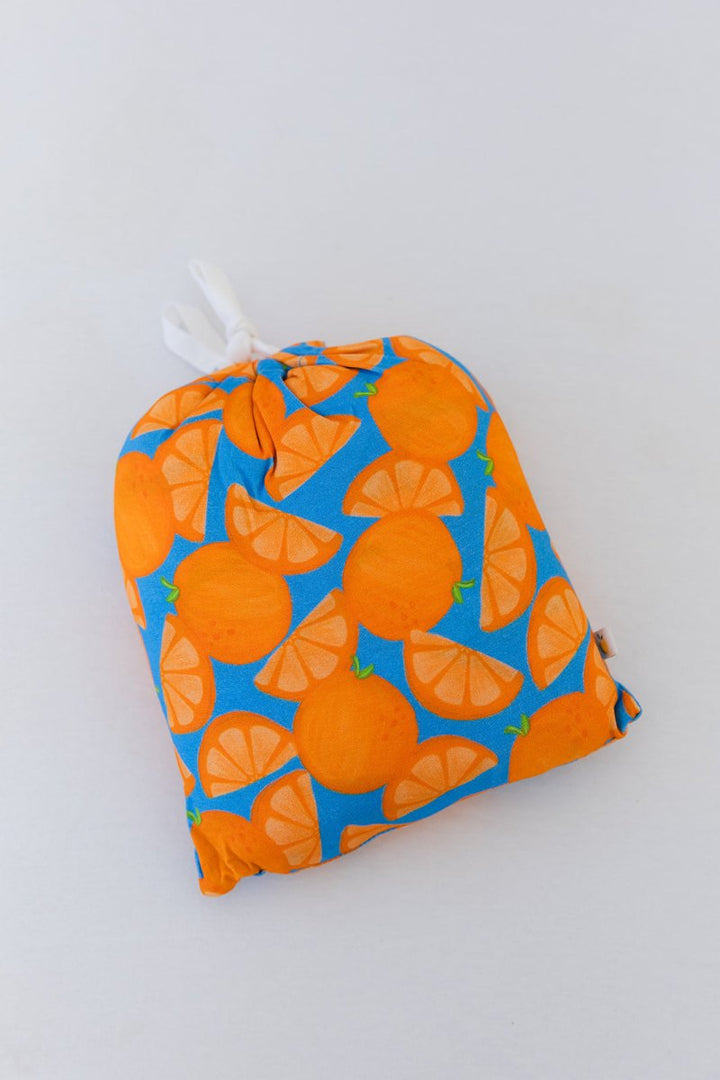 Summer Squeeze Crib Sheet - scoots