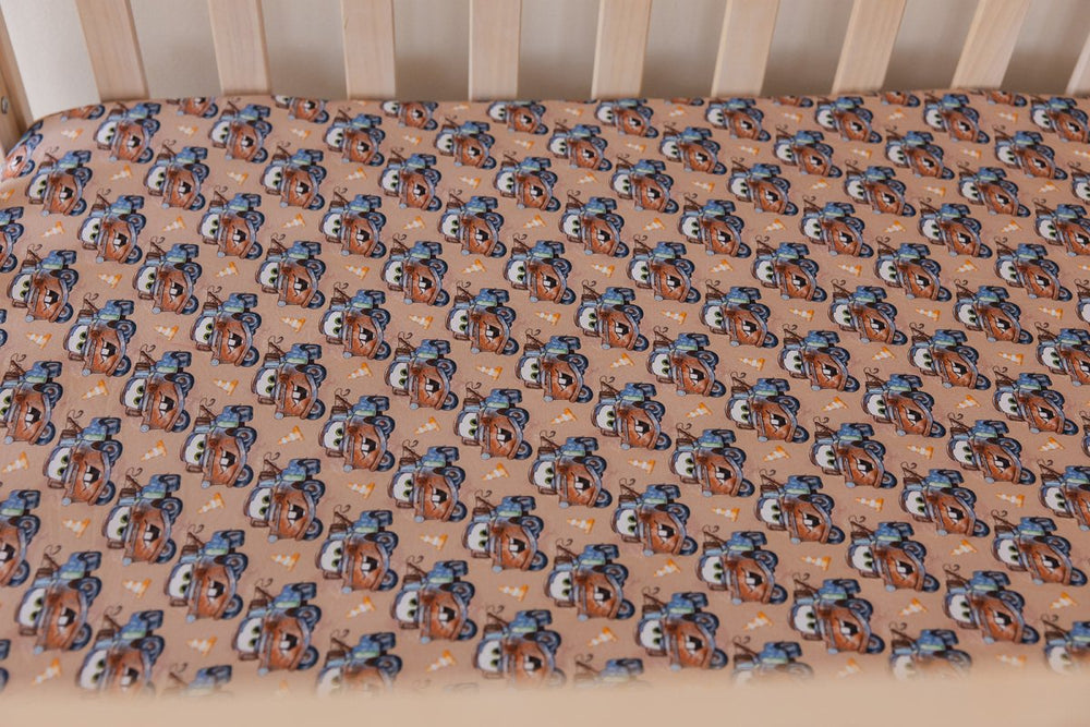 Tuh - Mater Crib Sheet - scoots