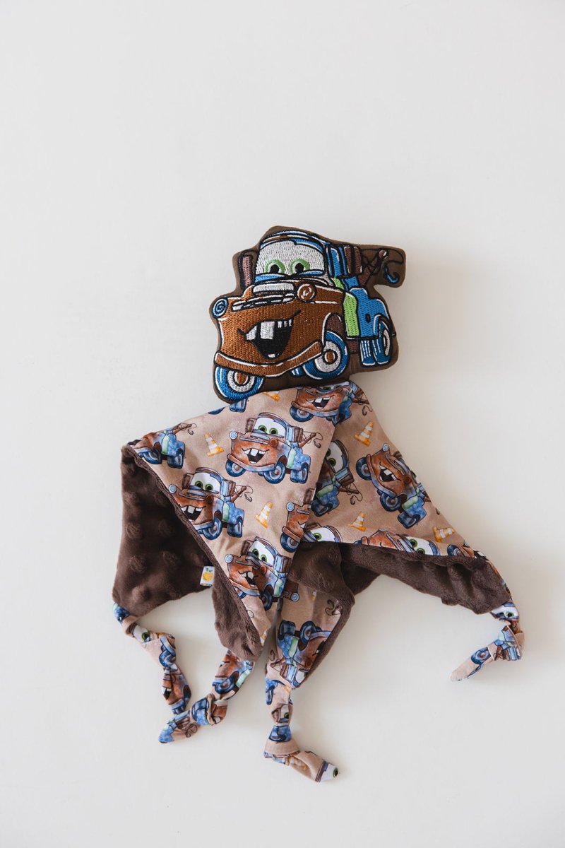 Tuh - Mater Lovey - scoots